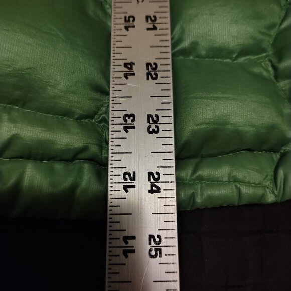 Marmot Ama Dablam Down Jacket Women's Green 800df Insulated Hood Size Medium - Picture 14 of 16